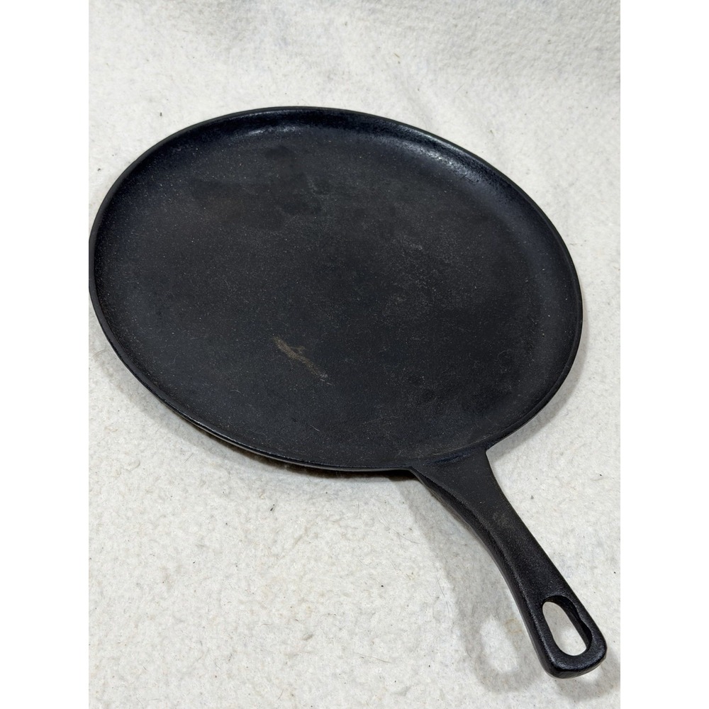 Calphalon Griddle Skillet 10.5 Inch Round Black Cast Iron Pre Seasoned Rustic
